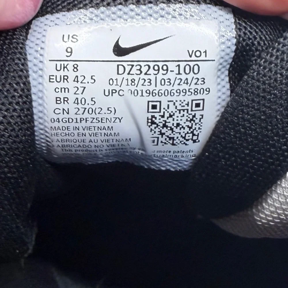 Nike LeBron Witness 7 White Black Basketball Shoes DZ3299-100 Mens Size 9